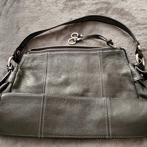 WOMEN'S VINTAGE BLACK LEATHER ALFANI HANDBAG